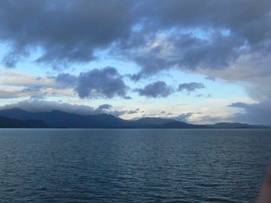 Vor 2 Minuten Regen, jetzt blaue Lücken. Kommt gleich Schnee?