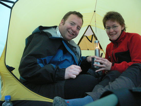 Unsere Bescherung: Kakao mit Rum im Kerzenschein