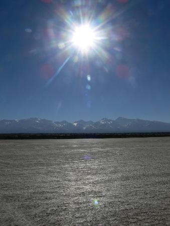 Trockener See in der Pampa El Leoncito
Cracked lake bed at Pampa El Leoncito