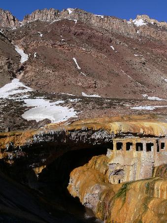 Puente del Inka
Eine natuerliche Steinbruecke
A natural stone bridge