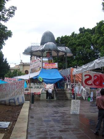 Der belagerte Zócalo