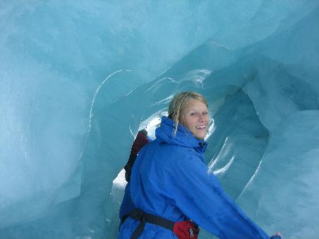 Mitten im Blauen (Eis) - Franz Josef Gletscher