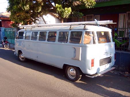 Pimp my VW Bus in Solo...