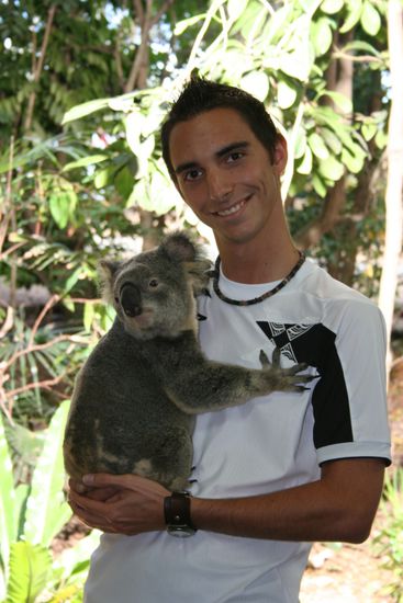 ganz schöne Pranken der Kleine