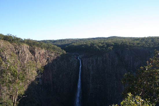Wallaman Falls