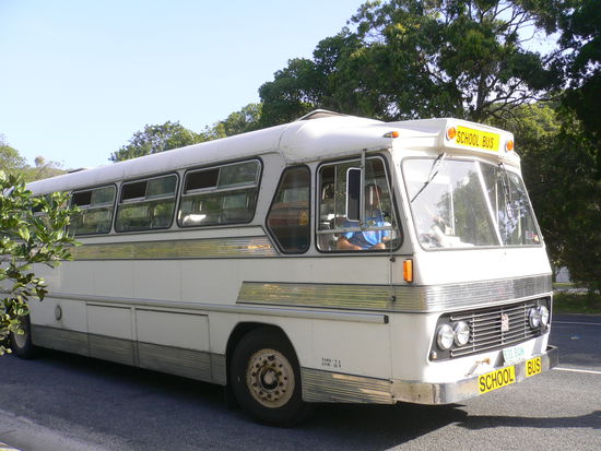 unser megamoderner Bus