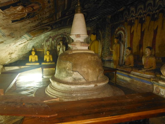 Stupa im Höhlentempel