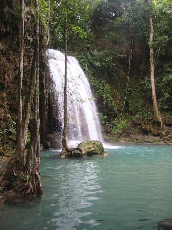 Zweite Stufe (glaube ich) des Erawan Wasserfalls.