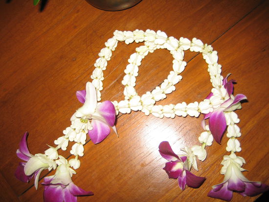 Das Begruessungsgeschenk vom Kata Thani Hotel