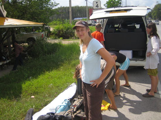 Auf dem Weg nach Phang Nga-Autopanne 2.Diesmal ging gar nichts mehr und wir mussten mit einem oeffentlichen Bus weiterfahren.