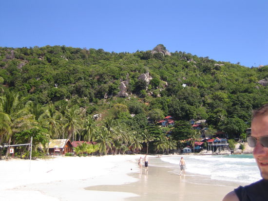 unser Strand hier auf ko Pangan