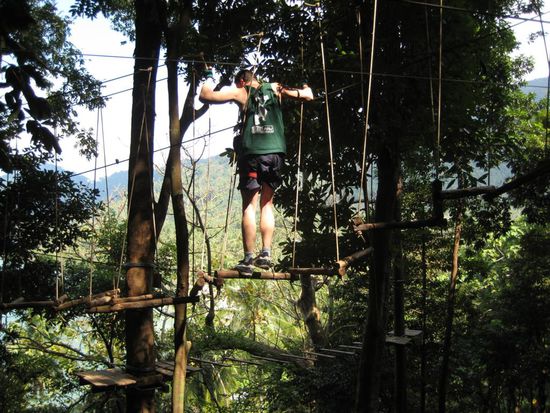 ziemlich wackelige Angegelegenheit