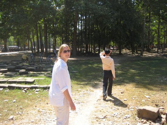 Melanie folgt unserem Guide