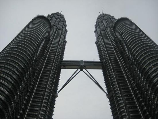Die Towers bei Tag.