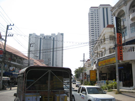 Die ersten Bettenburgen von Pattaya