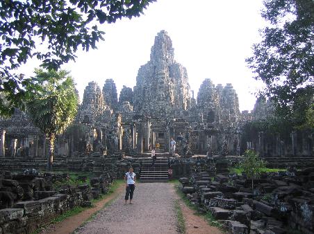 Bayon Tempel mit Rosi