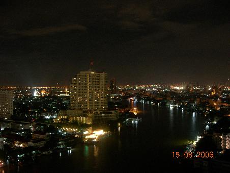 Bangkok bei Nacht von unserem Hotel im 28sten Stock.