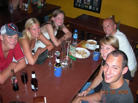 Am letzten Abend in koh Tao mit der Tauchgruppe und noch n paar Leute