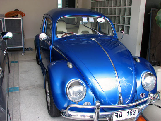 eines der schoenen fahrbaren Untersaetze von Nats Dad.