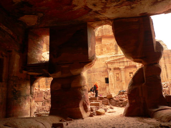 In Petra (aus einer der Behausungen aufgenommen)