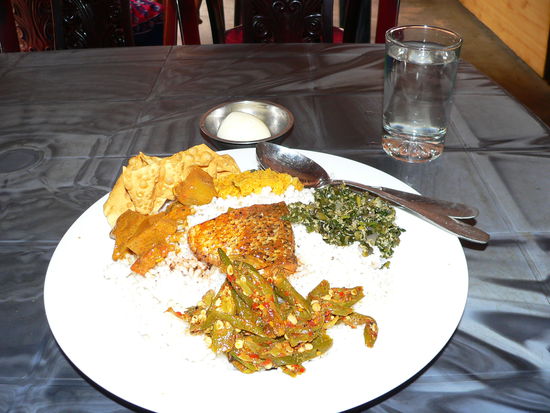 Ein leckeres Essen, das zusammen mit Wasser und Sprite genau einen Euro gekostet hat !