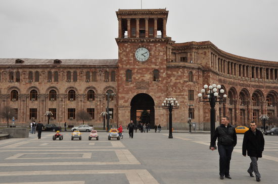 Am Freiheitsplatz in Yerevan Armenien