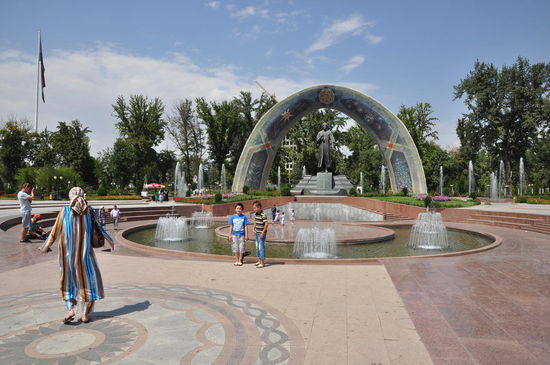 Meidane Somoni in Doshanbe