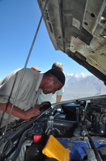 ... es liegt wieder am Ölschlauch