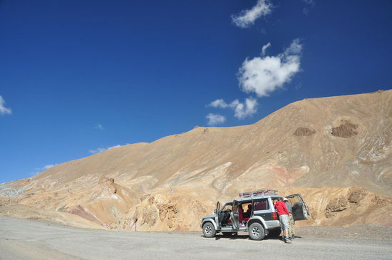 Am Fuße des Ak-Baiktal Paßes (höchster Punkt 4650 m)
