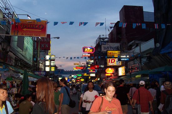 Khao san road - das wird sich hier wohl auch nie ändern 