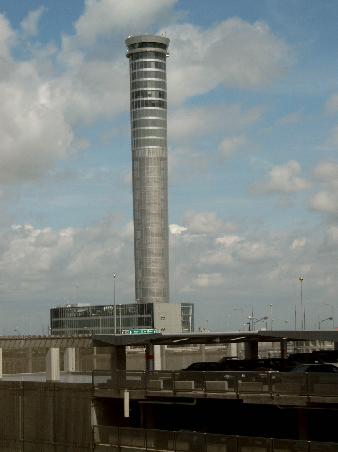 Der Tower.