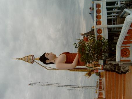 Bild leider nicht drehbar, oder ich zu bloed....
Der Buddha.