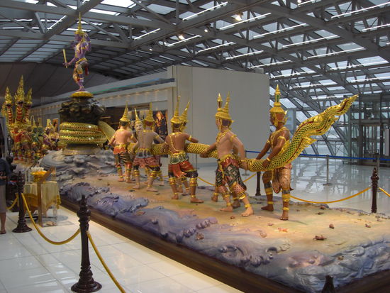 Im Suvarnabhumi Airport.