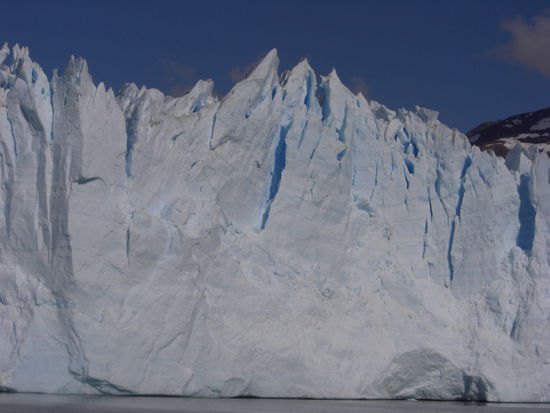 Toll, wie das Licht mit dem Eis spielt