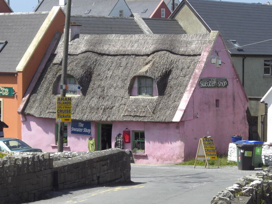 Ein altes irisches Haus. So wurde hier damals gebaut.