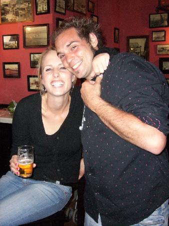 Thessi und Benny (den guten schwulen Freund hat man wohl ueberall)