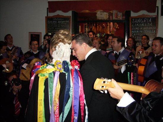 und manchmal wird eben auch ein Brautpaar besungen