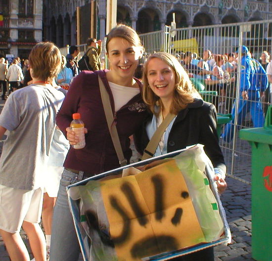 Maria+Simi mit ihrem tollen Plakat! DANKE!!