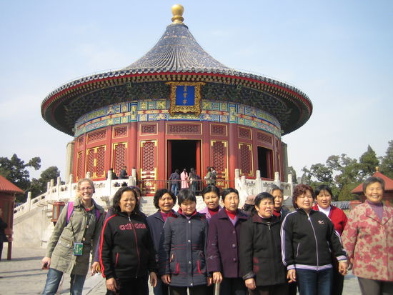 katha mit ihren neuen freundinnen