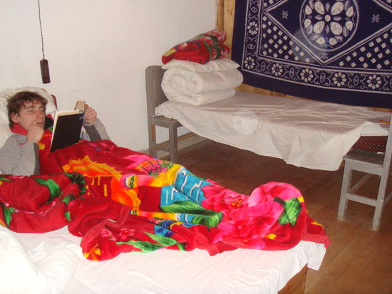 man beachte die konstruktion des hinteren bettes.