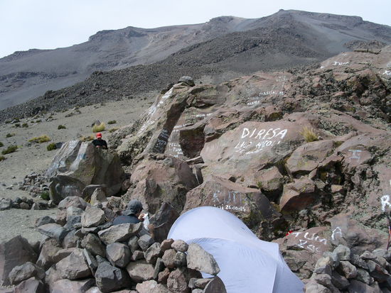 Nachtlager - Mitte Berg