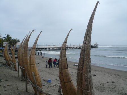 Die typischen Fischerboetchen in Huanchaco.