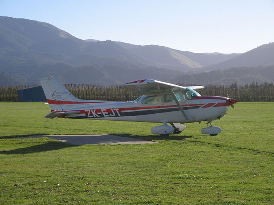 ...Flugzeug...