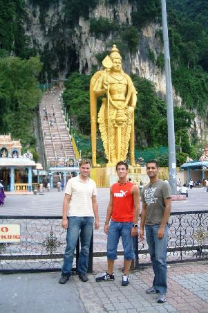 Batu Caves: Holenanlage mit Hindutempel