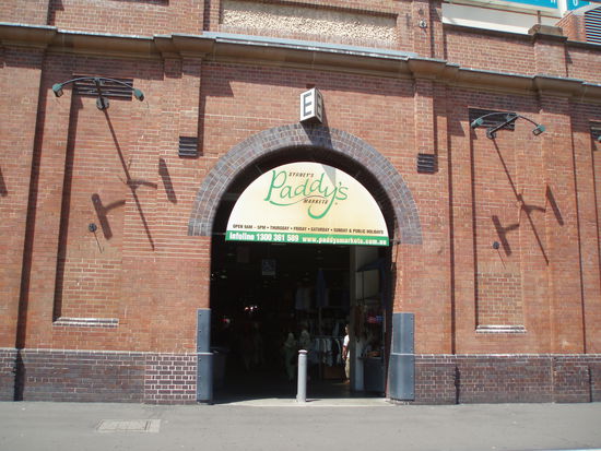 Eingang zu den Paddy's Markets