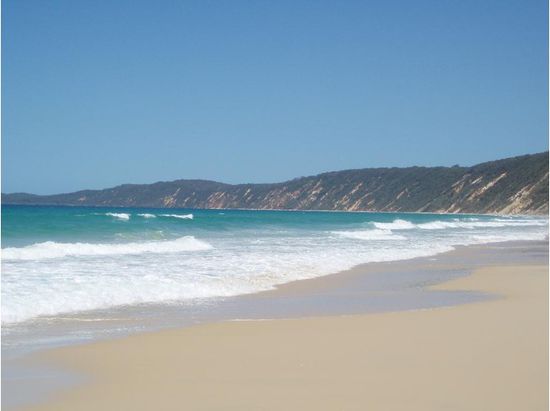 Bei diesem Anblick versteht man, warum der Strand "Wide Bay"heißt...