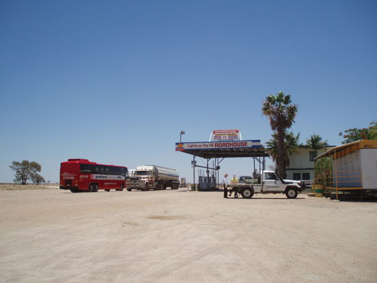 Am Hugenden Roadhouse