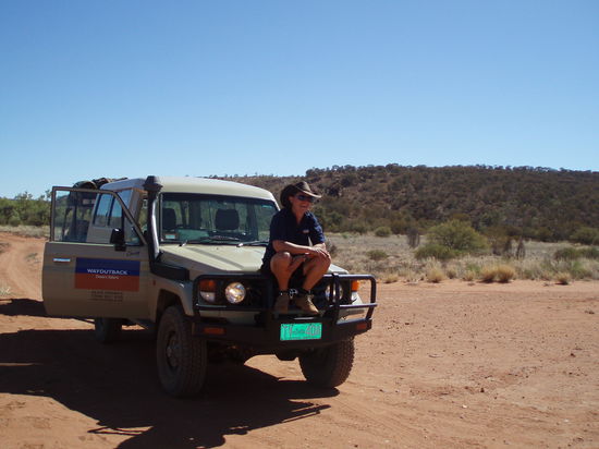 Georgette macht eine wohlverdiente Pause, während wir die historischen Gebäude anschauen