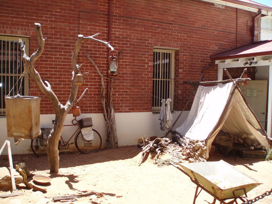 So sah früher ein Goldgräberlager aus