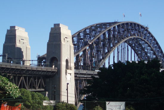 Am Nordufer des Hafens im Bradfield Park